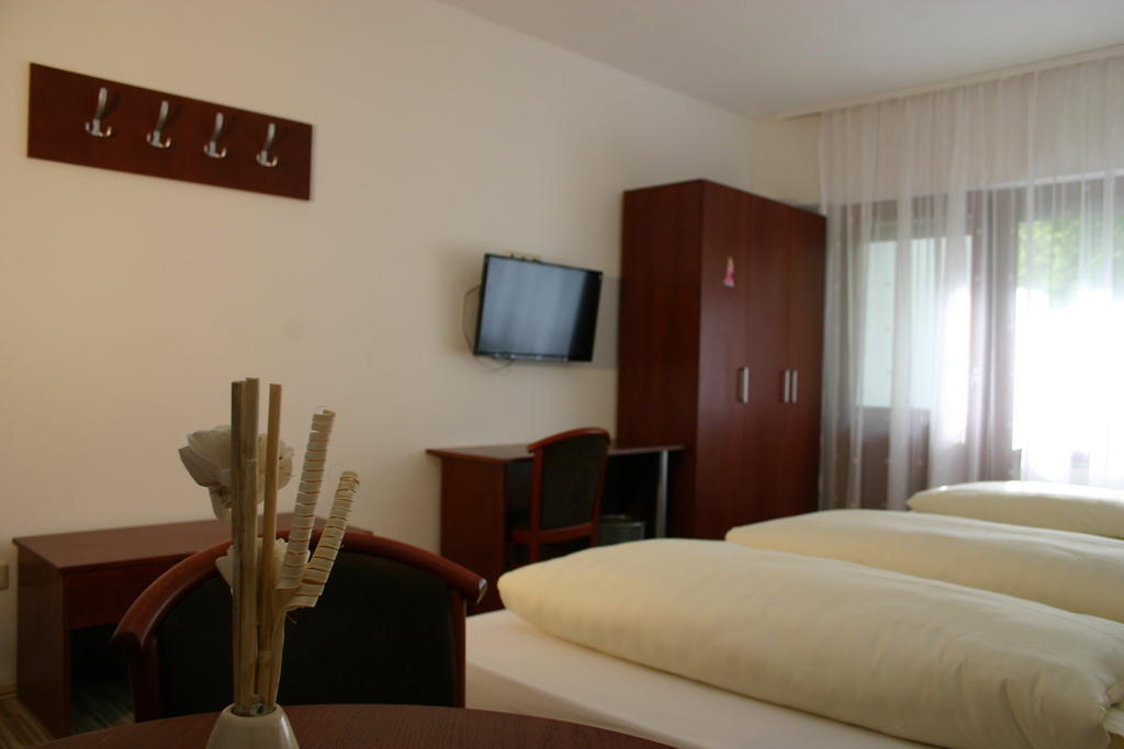 Apartment Traube Bad Urach Pokoj fotografie